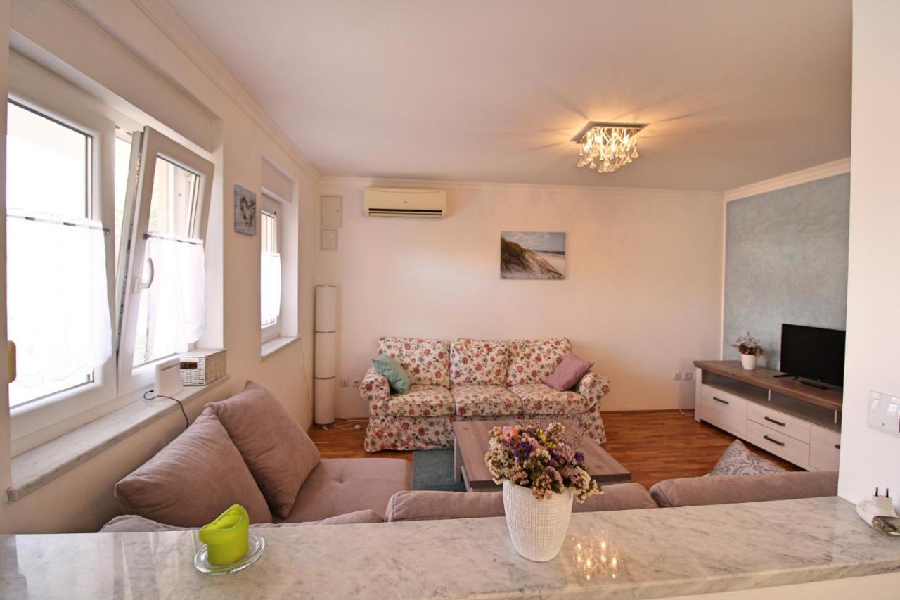 Apartment Petar Pula